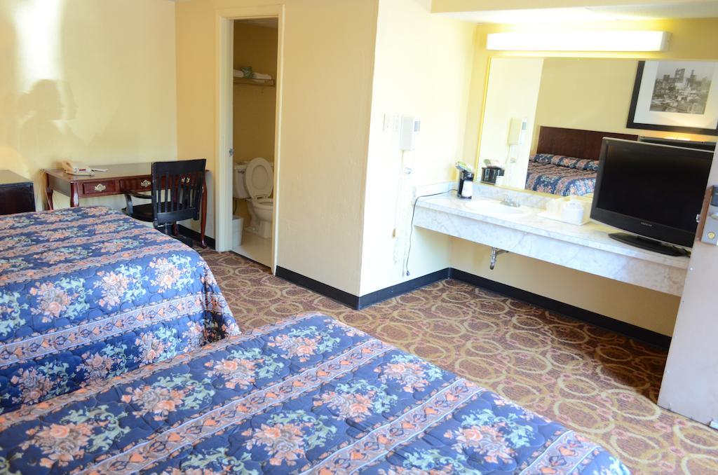 Memorial Inn And Suites Houston Exterior foto